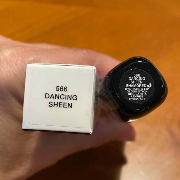 Marc Jacobs Enamored Hydrating Lip Gloss Stick Dancing Sheen π - Picture 9 of 16